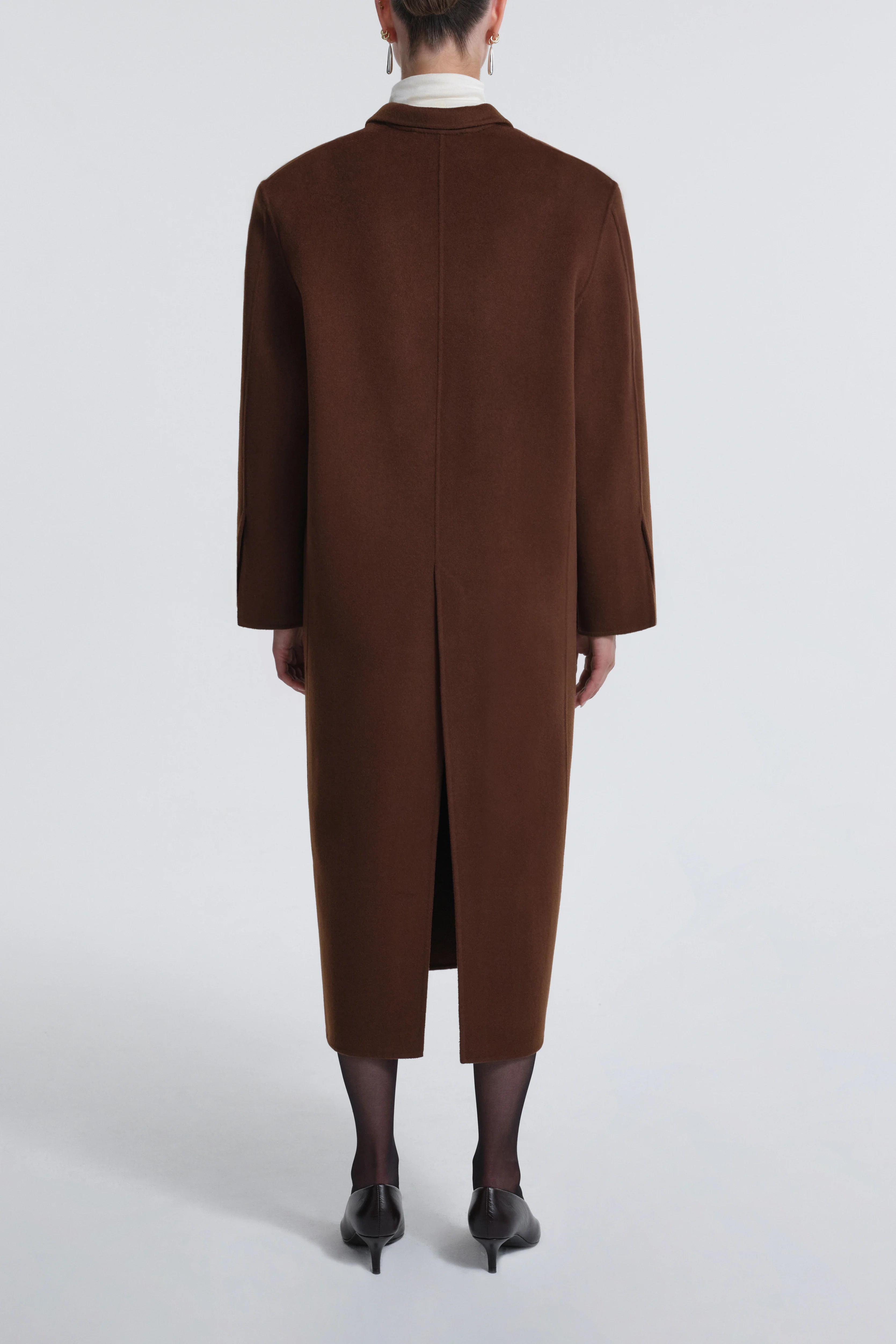 Hale - Image 4